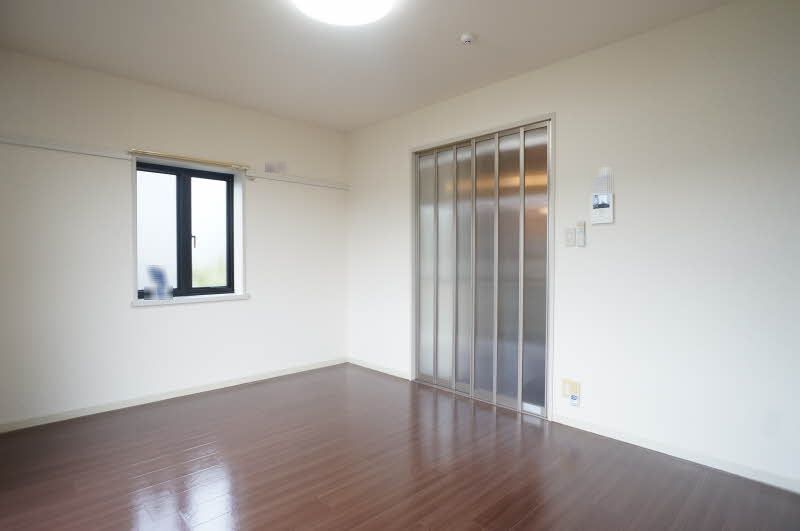 メゾン・ラ・プールＢ 107号-5