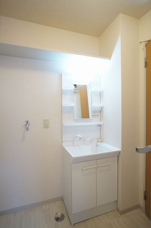 シャングリラ緑町Ｂ 202号-9