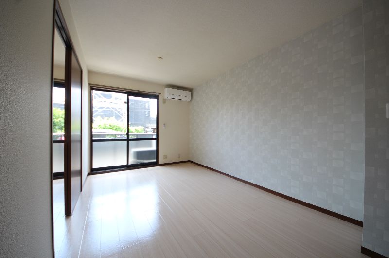 サンライズ 102号-2