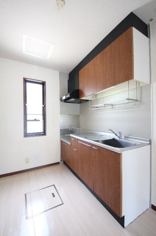 サンライズ 102号-6