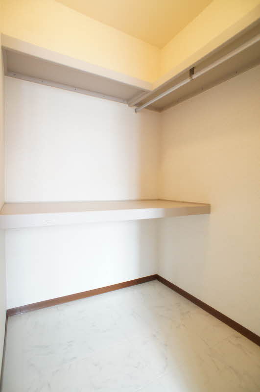 ヴィアーレ 203号-4