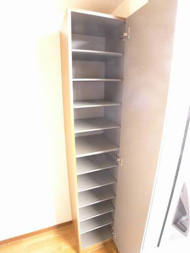 ヴィラ・セレソン 102号-9