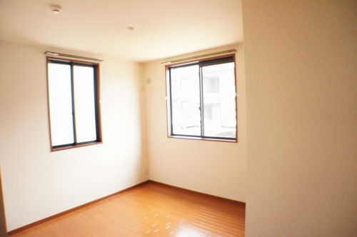 ファミーユ イースト 102号-6