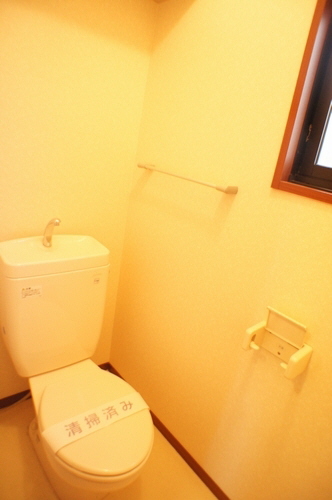 ファミーユ イースト 102号-8