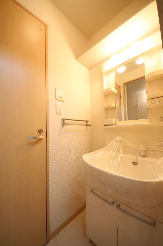 ロイヤルパーク 102号-8