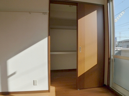 プランドゥール壱番館 105号-3