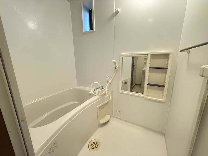 ビアン緑町 203号-8