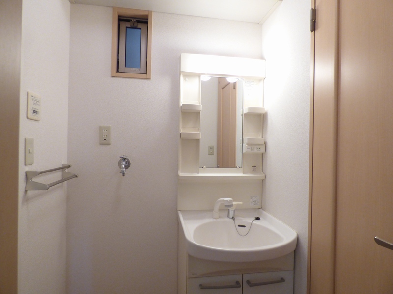 フラットヒルズ 102号-6