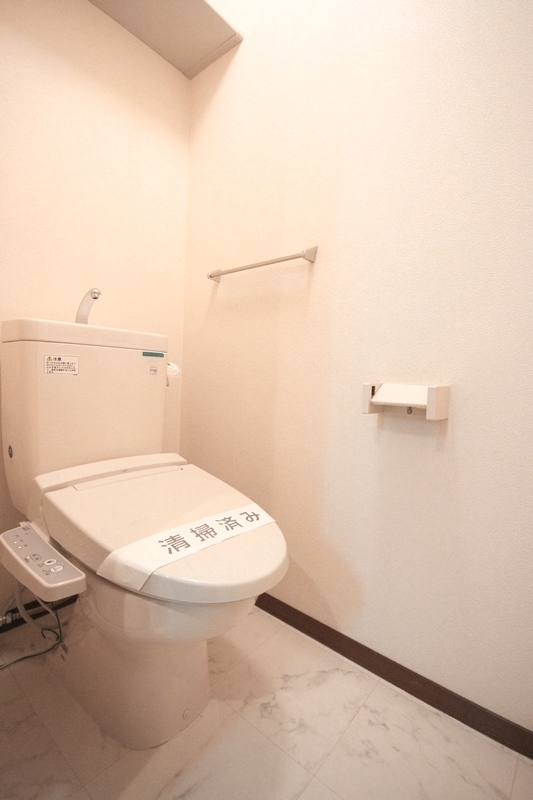 パインズ A 105号-6