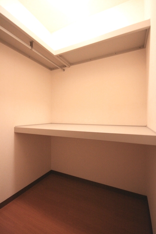 パインズ A 105号-11