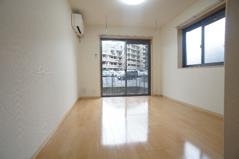 グランドソレーユ壱番館 101号-2