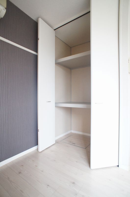 スクエア・コート 101号-5