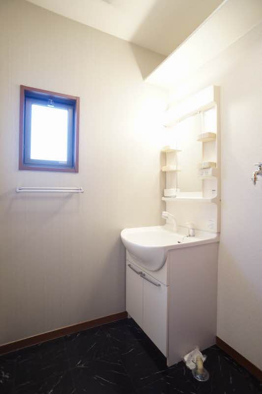 サン フラワーB 102号-11