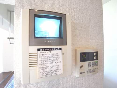 ビバリーヒルズＥ 201号-4