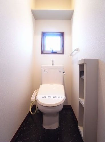 ビバリーヒルズＥ 201号-11