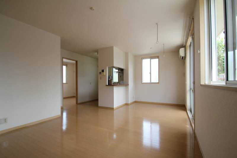 メゾンティアレⅡ 101号-2