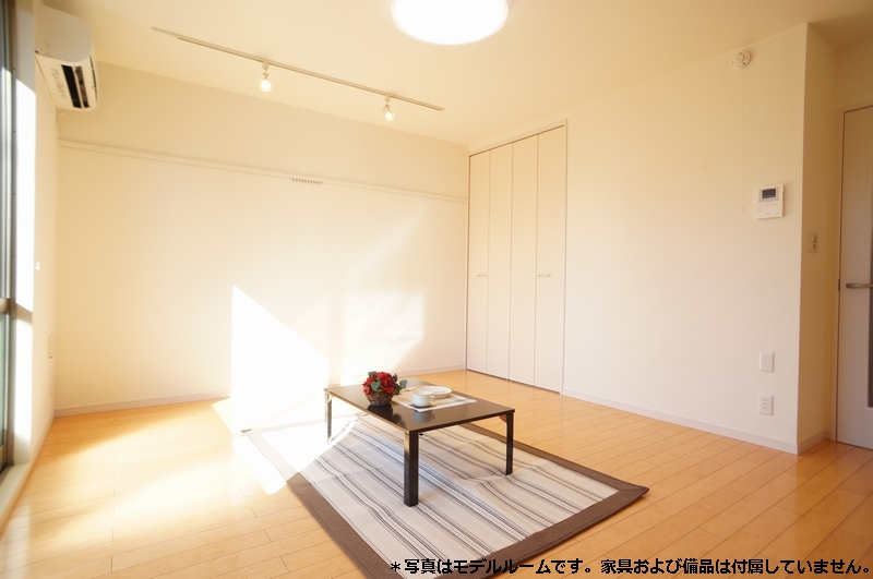 クリサンセマム参番館 102号-2