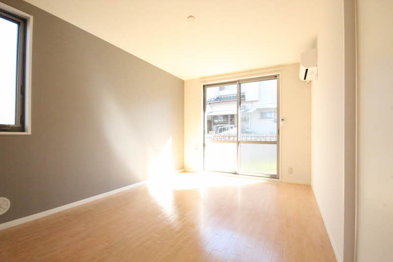 シャーメゾン・アトリオⅢ 101号-2