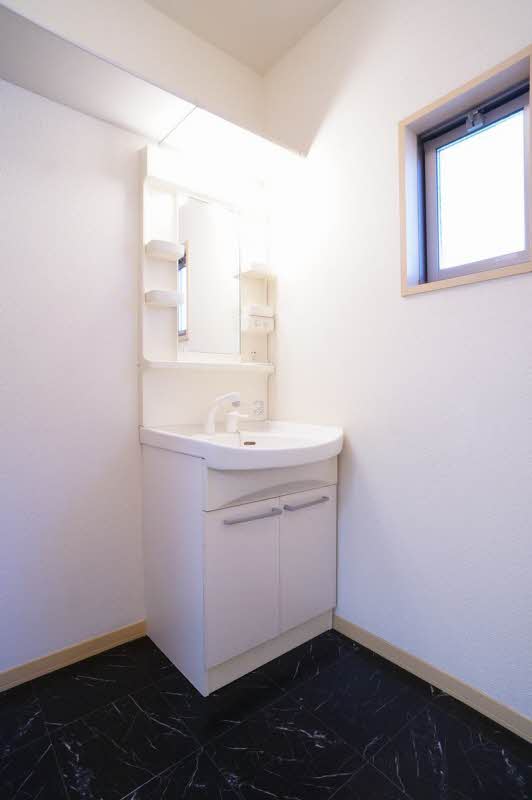 シャーメゾン・アトリオⅣ 102号-8