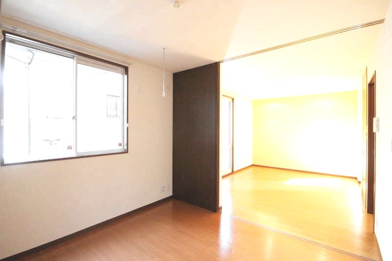 Garden Court IZUMI 101号-8