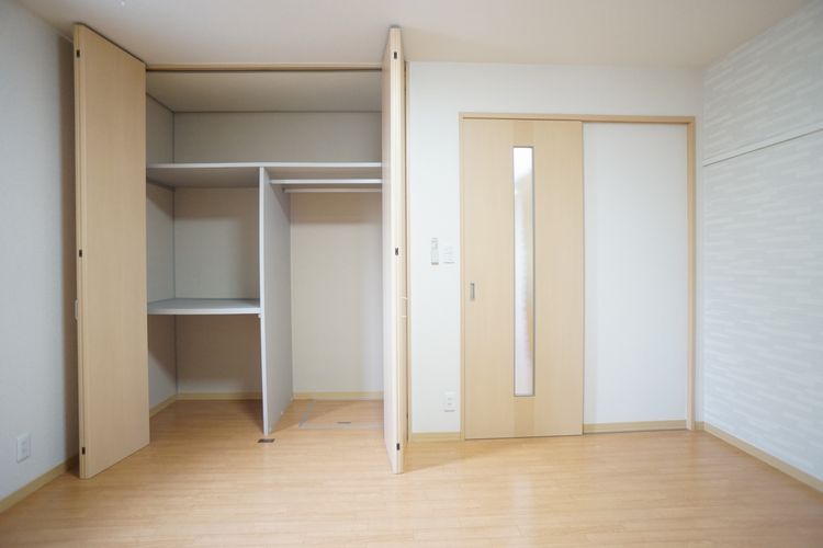 クレセント B棟 101号-4