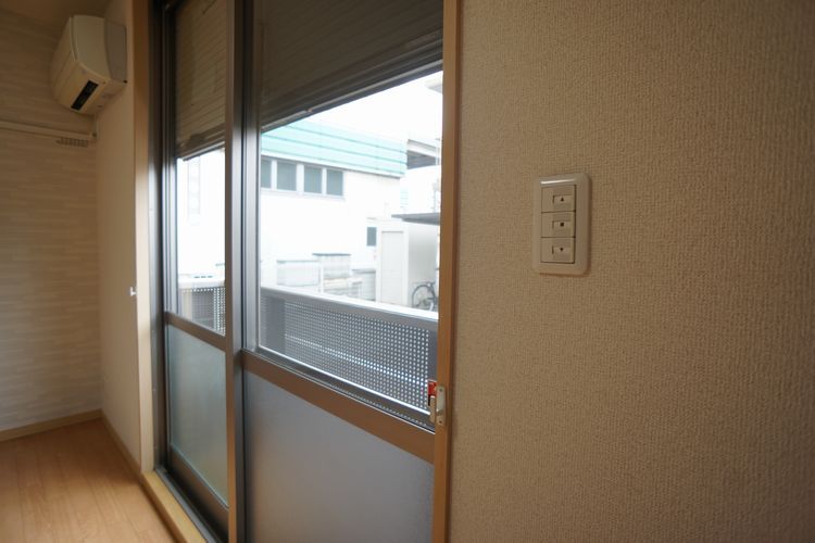 クレセント B棟 101号-6