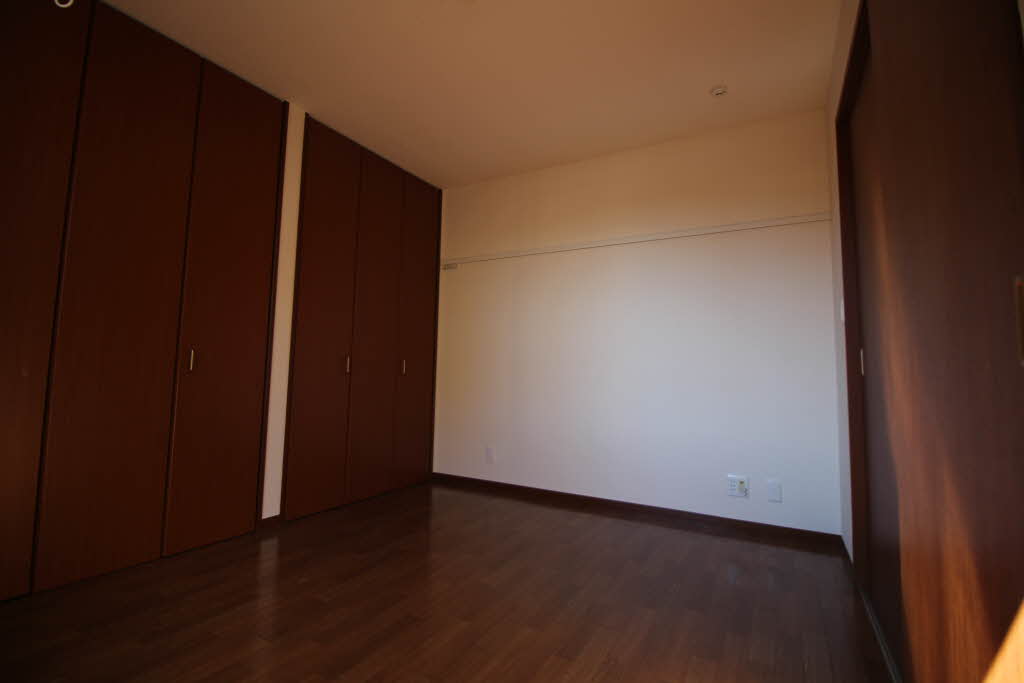 コンフォートレジデンス弐番館 102号-7