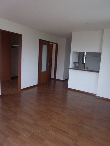 デイジーブルーム 202号-4