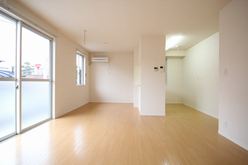 クレスト三橋 101号-2