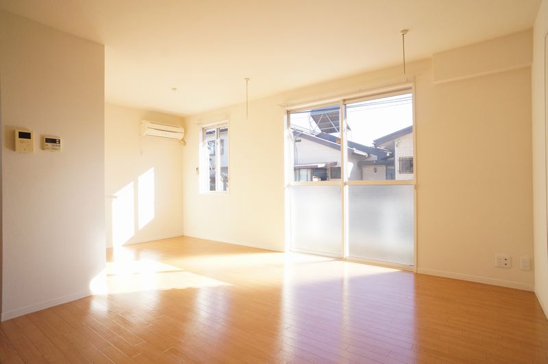 クレスト三橋 102号-2