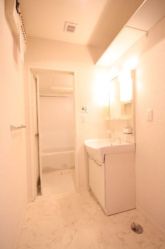 Ｑｕｉｅｔ　Ｐｌａｃｅ 203号-9
