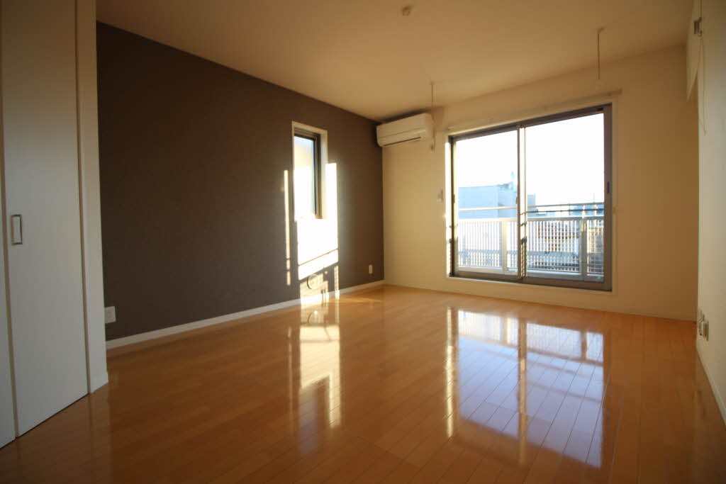 シャン・ド・フルール 301号-2