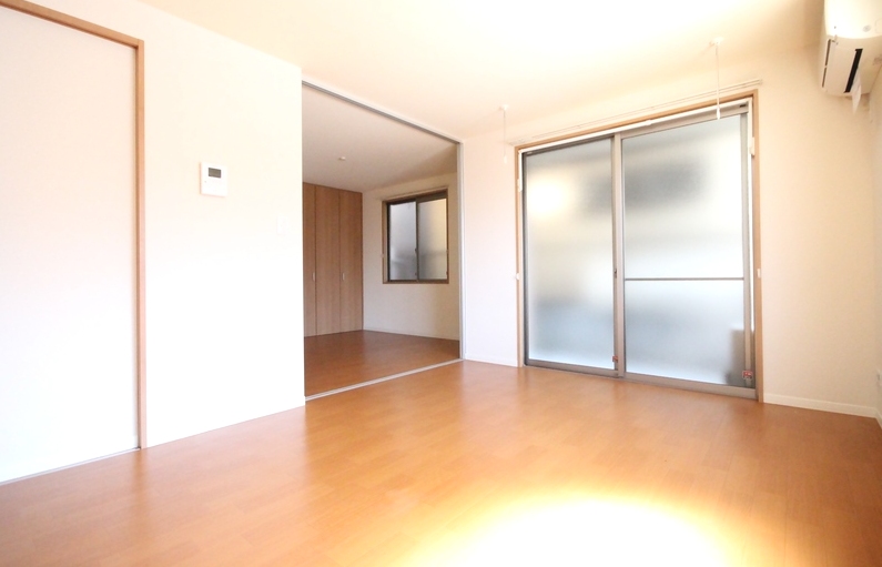 シャーメゾン春岡 102号-3