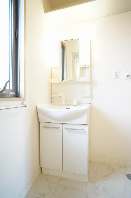 アルバーナ 203号-7