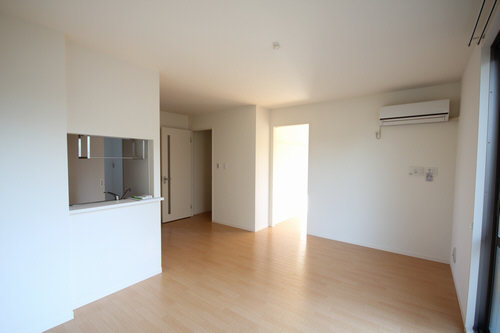 グレイス コート C 102号-2