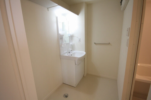 Ｓｕｎ　Ｌａｖｅｎｄｅｒ 302号-7