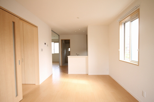 クレセント本郷Ⅴ 102号-2