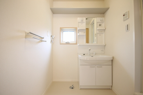 クレセント本郷Ⅴ 102号-9