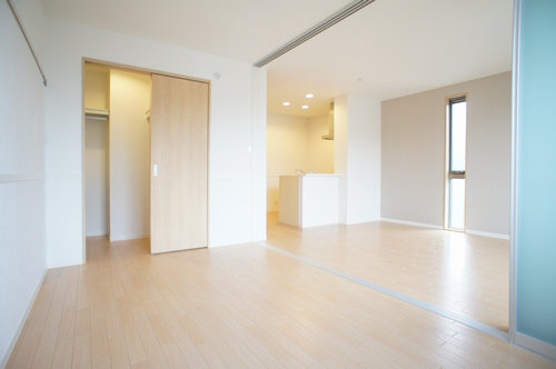 Ｓｏｌｅｉｌ　Ｆ．Ｔ． 201号-6