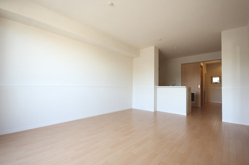 Clara Palace 102号-3