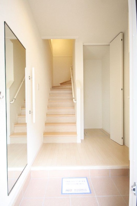 Ｃｌａｒａ　Ｐａｌａｃｅ 202号-8