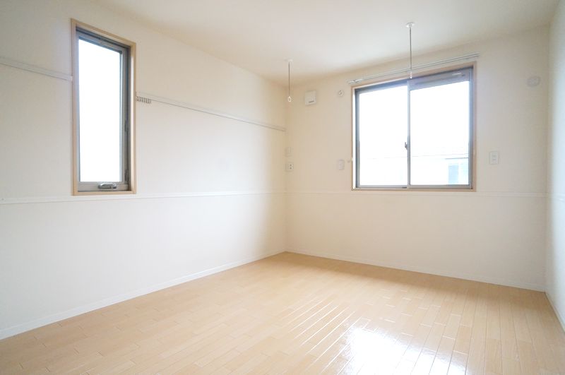 Ｃｌａｒａ　Ｐａｌａｃｅ 203号-5