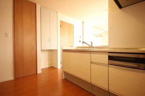 Parcvert E 201号-4