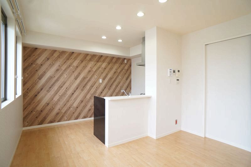 Ｌｕｍｉｅｒｅ　Ｄ 202号-2