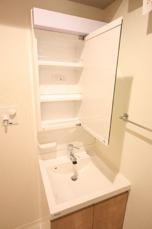 アルカディアⅠ番館 302号-9