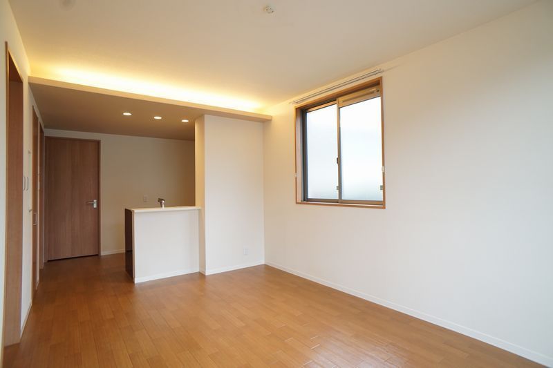 パークサイドヒルズ　Ｄ 101号-2