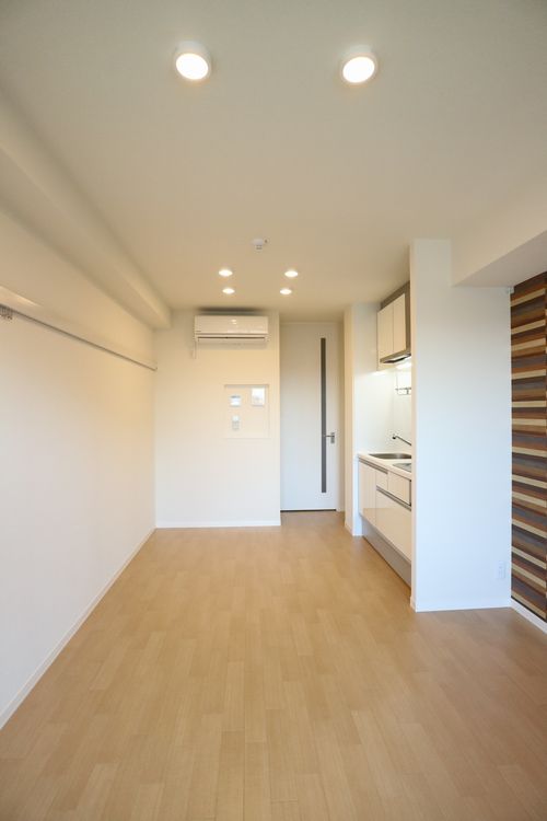 メゾン　ド　コラソン 303号-4