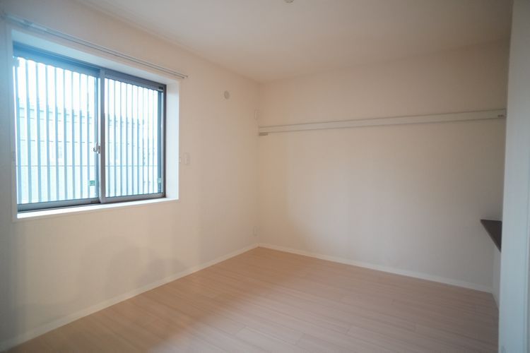 ヴィアーレ大成 203号-4