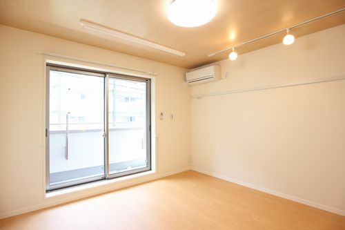 メゾン・エスポワール 301号-2