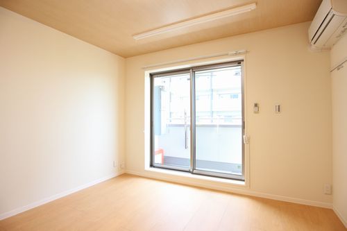 メゾン・エスポワール 301号-11